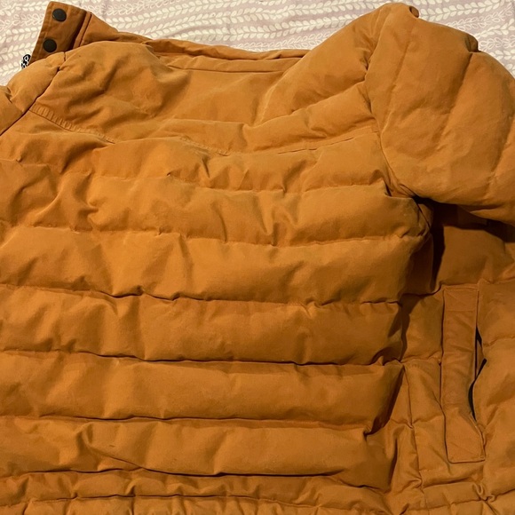 Timberland Mt Davis downfilled coat  Mens Size Medium Wheat color - Picture 12 of 15